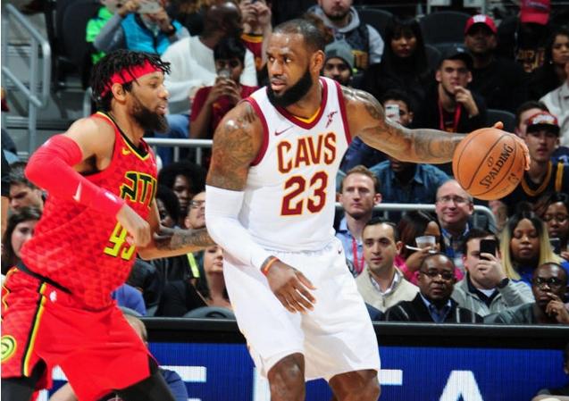  三球24+12黄蜂终结骑士连胜  