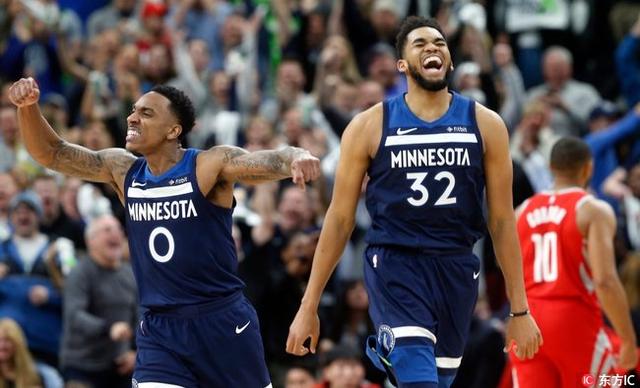  唐斯内外开花砍两双，森林狼主场大胜黄蜂稳居前列